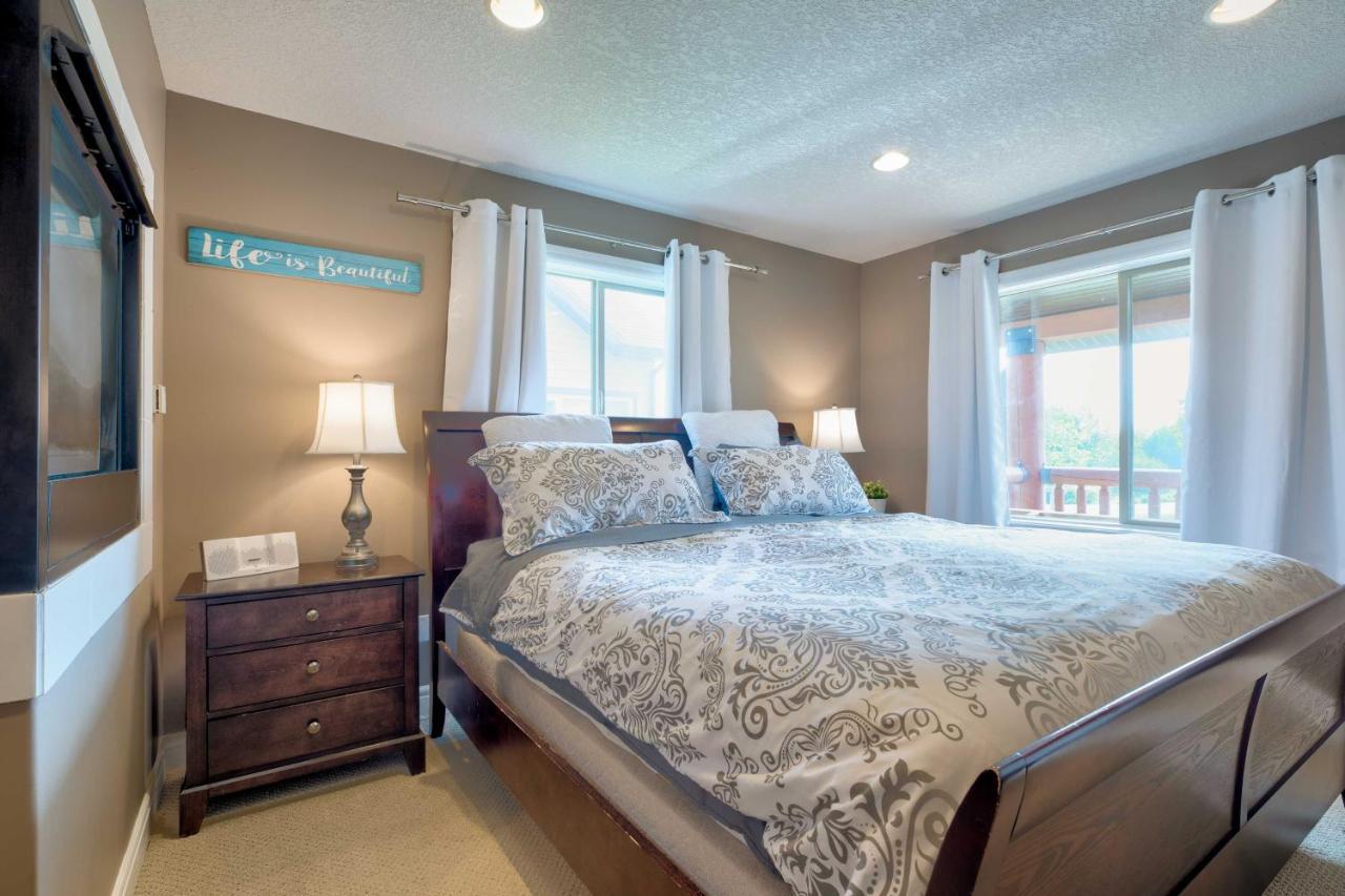 Pine LakeWhispering Pines Cabin With Pool, Lake And Golf Access!别墅 外观 照片
